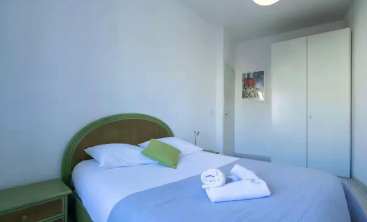 Appartamento Place Grimaldi, Close To And Restaurants, With Balcony *