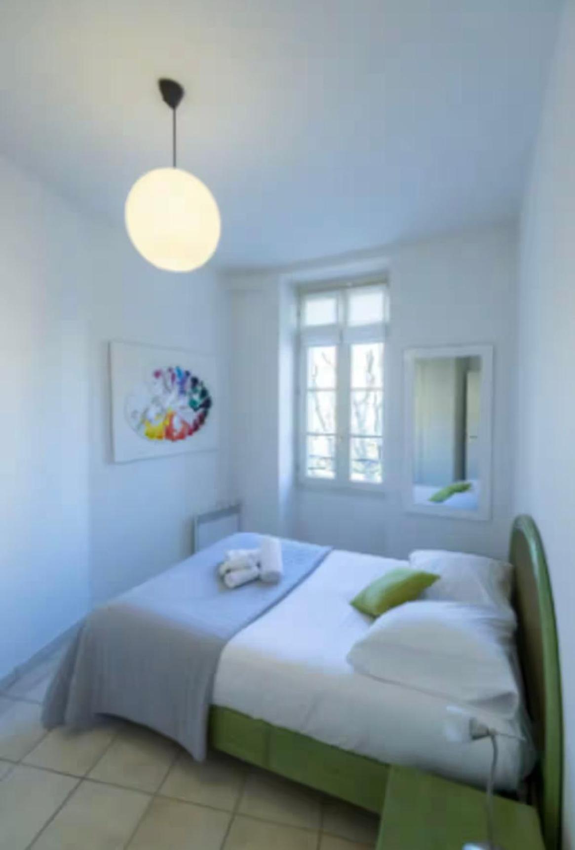 Place Grimaldi, Close To And Restaurants, With Balcony Appartamento *