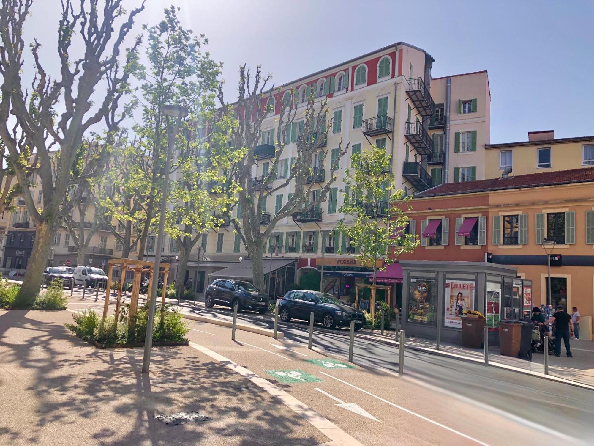 Appartamento Place Grimaldi, Close To And Restaurants, With Balcony